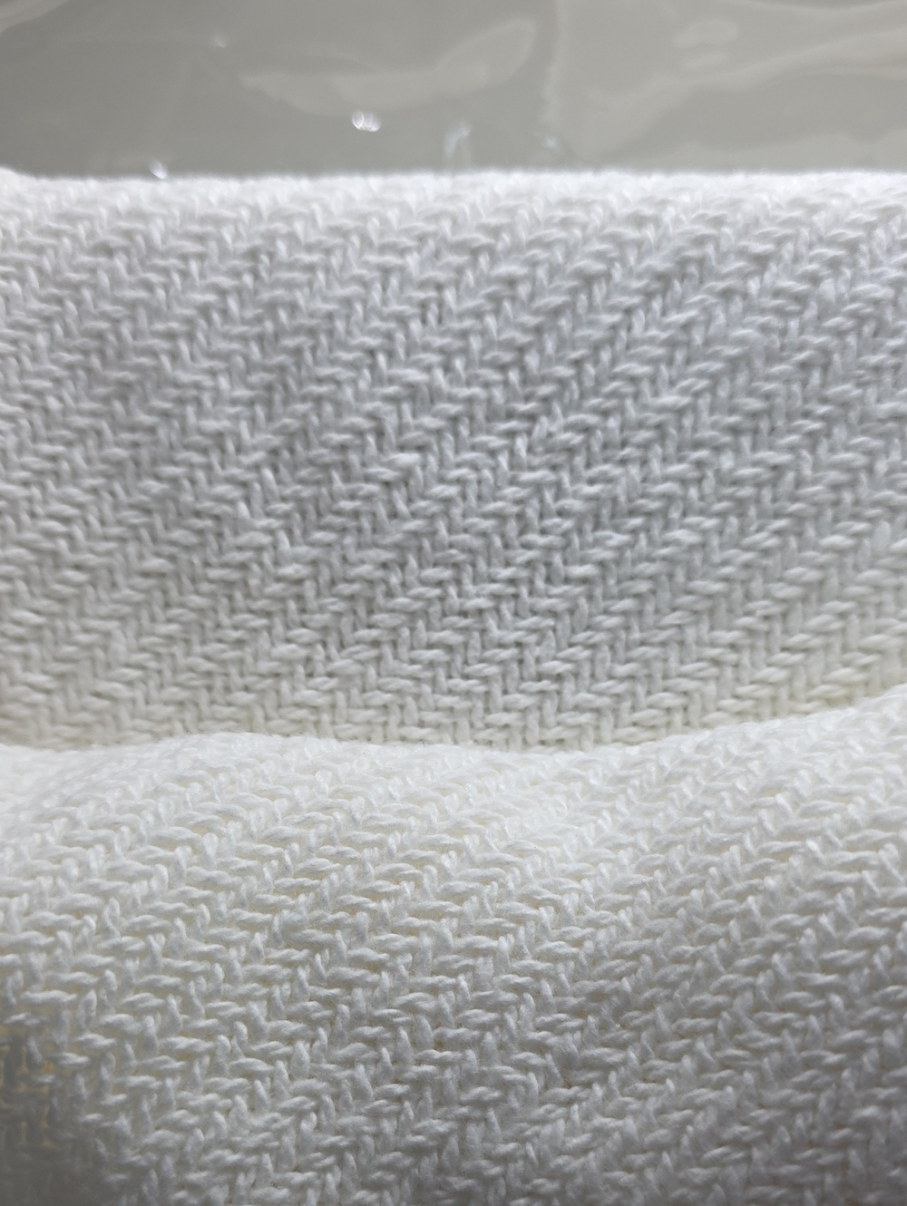 New In Package Ralph Lauren White Cotton Thermal Thin Blanket Twin Size 66 X 90" - Picture 5 of 7